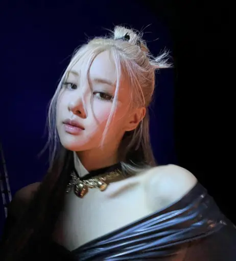 Image 4427017 from Rosé || Roseanne Park - BLΛƆKPIИK ( BLACKPINK )
