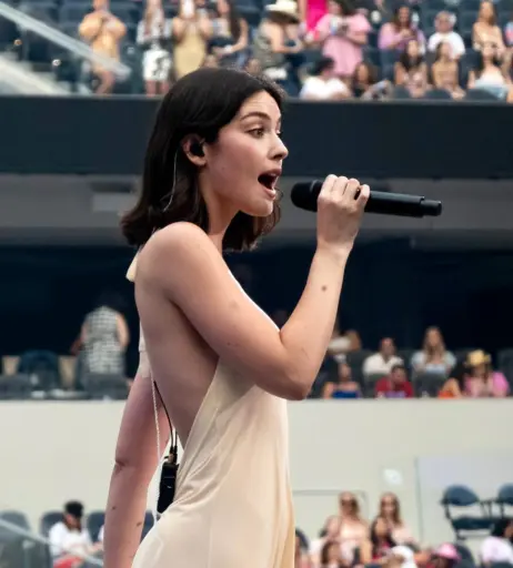 Image 4424107 from Gracie Abrams