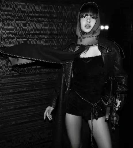 Image 4424308 from Lisa | BLΛƆKPIИK (Blackpink)