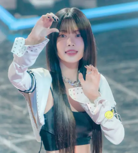 Image 4421689 from Hong Eunchae 홍은채 | LESSERAFIM