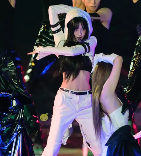 Image 4421388 from Hong Eunchae 홍은채 | LESSERAFIM