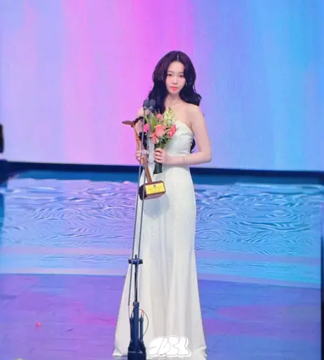 Image 4421365 from Karina (æspa / aespa)