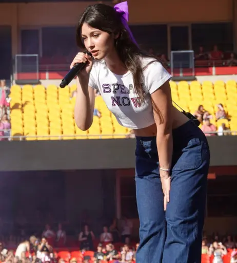 Image 4421234 from Gracie Abrams