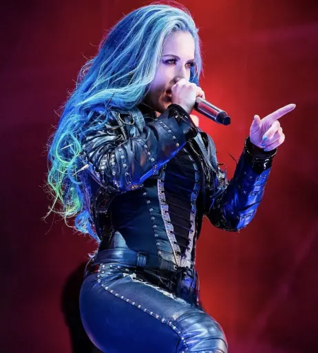 Image 4421929 from Women of Metal