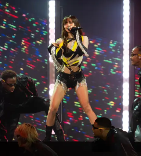 Image 4420097 from Lisa | BLΛƆKPIИK (Blackpink)