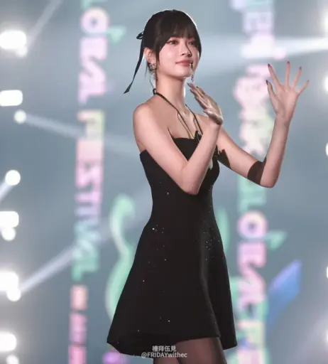 Image 4420326 from Hong Eunchae 홍은채 | LESSERAFIM