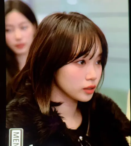 Image 4420918 from Kim Chaewon 김채원 [Le Sserafim]