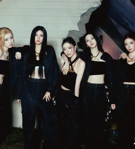 Image 4429881 from Yuna - ITZY (유나, Shin Yu Na)