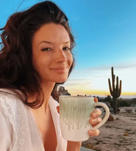 Image 4429457 from Alice Greczyn - Centerfold