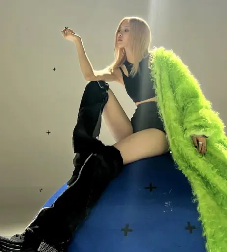 Image 4429746 from Rosé || Roseanne Park - BLΛƆKPIИK ( BLACKPINK )