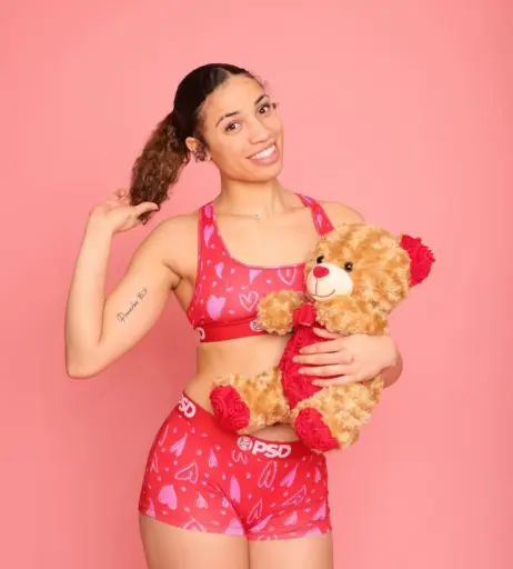 Image 4428511 from Amiah Simmons