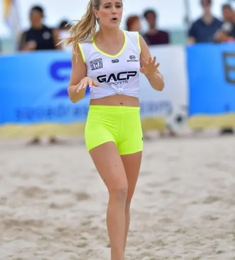 Image 4428291 from Eugenie "Genie" Bouchard