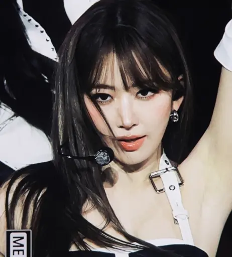 Image 4415313 from Sakura Miyawaki 宮脇 咲良 | LESSERAFIM