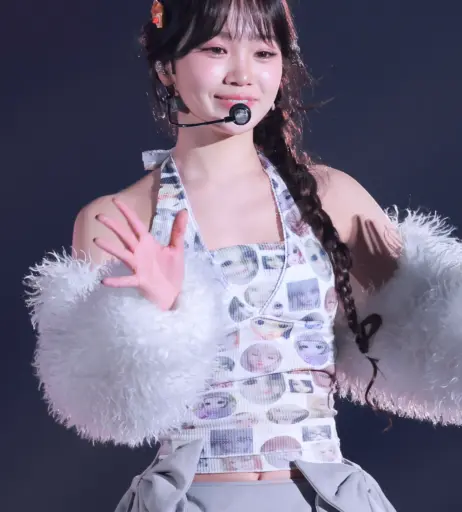 Image 4415329 from Kim Chaewon 김채원 [Le Sserafim]