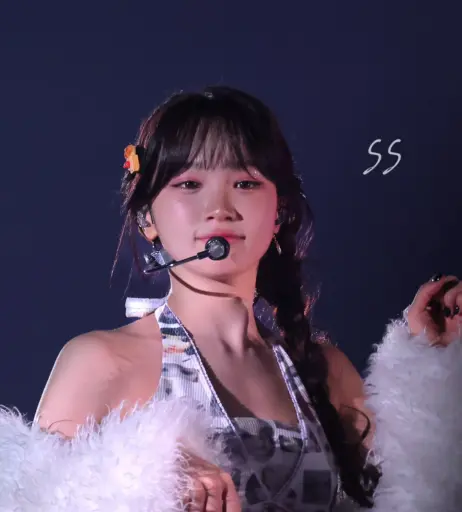 Image 4415203 from Kim Chaewon 김채원 [Le Sserafim]