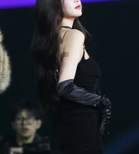 Image 4416763 from Jang Won-young / 장원영 WONYOUNG