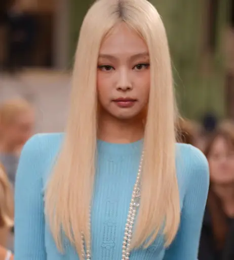 Image 4416987 from Jennie | BLΛƆKPIИK (Blackpink)