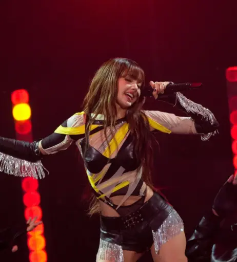 Image 4417578 from Lisa | BLΛƆKPIИK (Blackpink)
