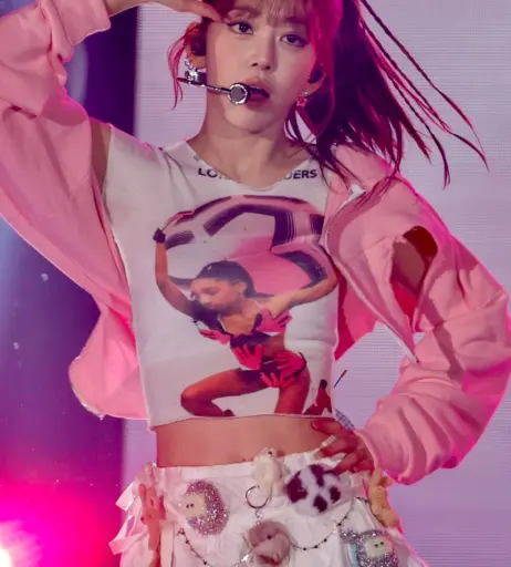 Image 4414258 from Sakura Miyawaki 宮脇 咲良 | LESSERAFIM