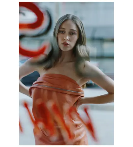 Image 4411393 from Alycia Debnam Carey