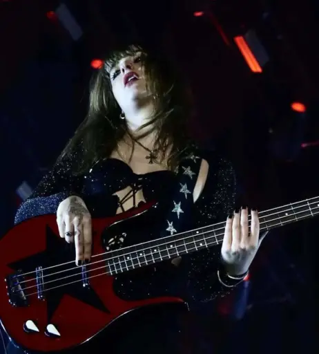 Image 4411926 from Victoria De Angelis (Maneskin bassist)