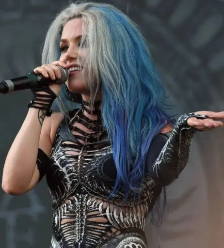 Image 4412772 from Women of Metal