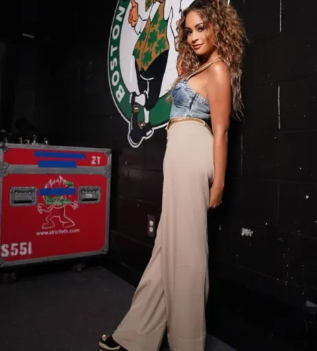 Image 4413492 from Kayla Braxton