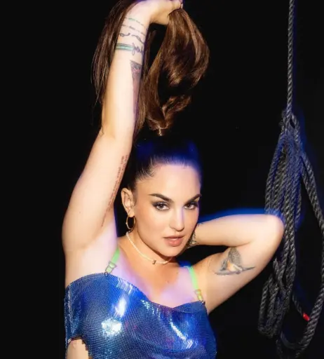 Image 4418138 from Jojo Levesque