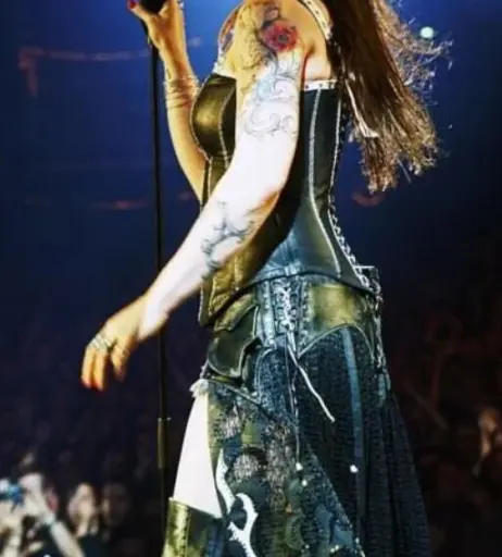 Image 4418027 from Women of Metal