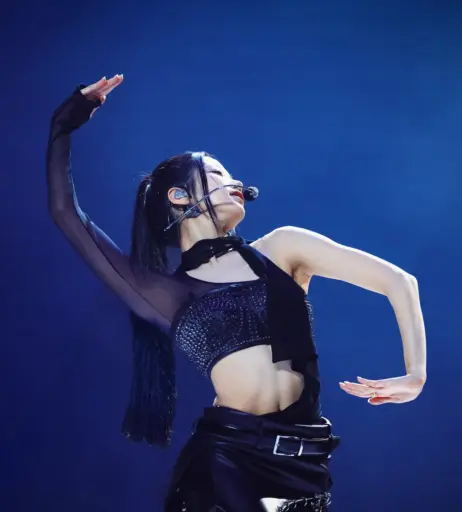 Image 4418239 from Kazuha Nakamura 中村 一葉 | LESSERAFIM