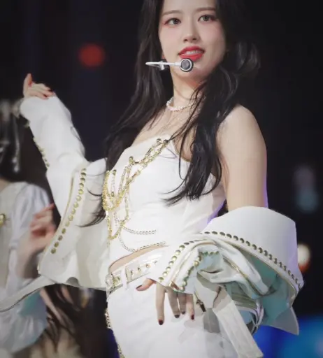 Image 4418955 from An Yujin 안유진 | (An) IVE