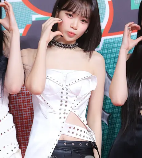 Image 4418972 from Kim Chaewon 김채원 [Le Sserafim]