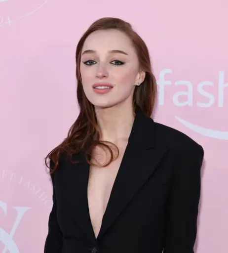 Image 4405809 from Phoebe Dynevor