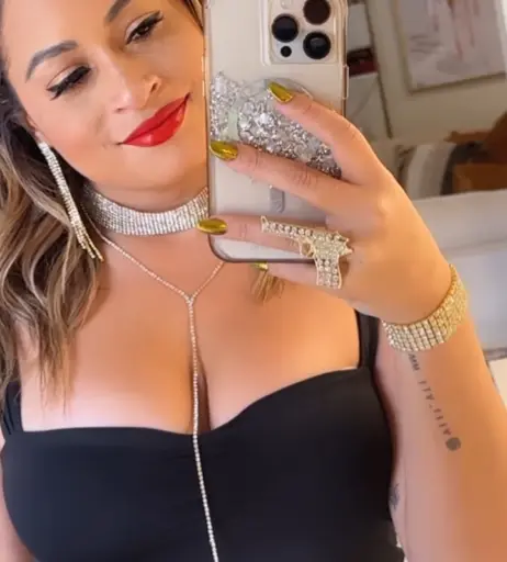 Image 4405070 from Kayla Braxton