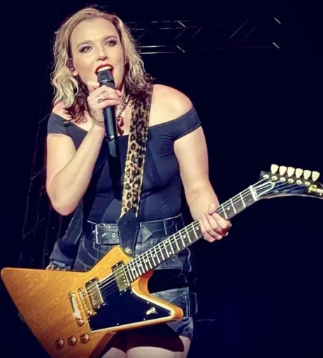 Image 4406509 from Women of Metal