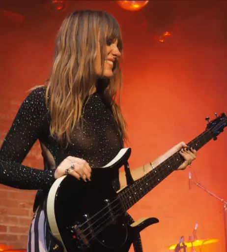 Image 4404876 from Victoria De Angelis (Maneskin bassist)