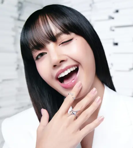 Image 4401530 from Lisa | BLΛƆKPIИK (Blackpink)