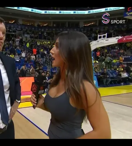 Image 4401927 from Sports tv hosts/reporters