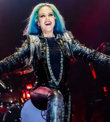 Image 4402485 from Women of Metal