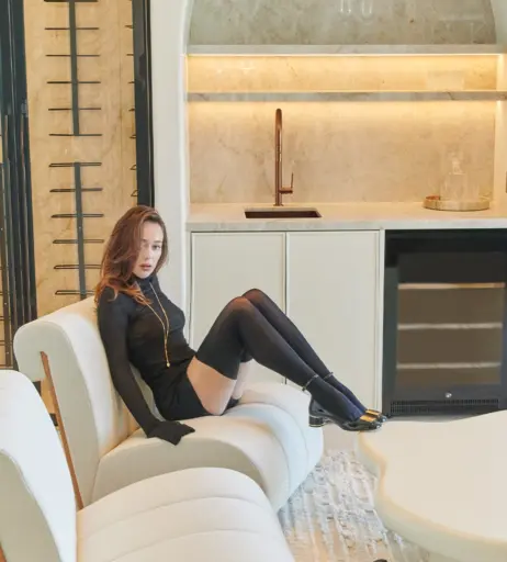 Image 4403637 from Alycia Debnam Carey