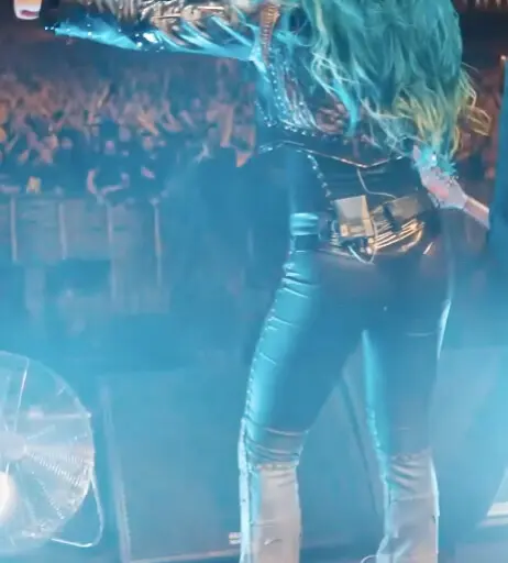 Image 4403066 from Women of Metal