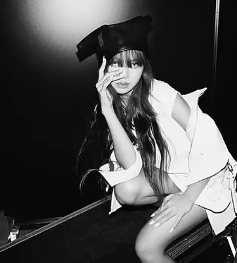 Image 4409030 from Lisa | BLΛƆKPIИK (Blackpink)