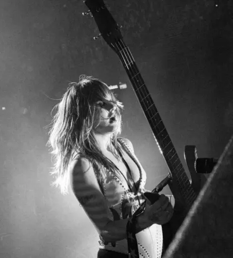 Image 4409026 from Victoria De Angelis (Maneskin bassist)
