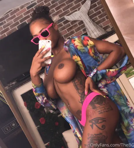 Image 4599358 from Sarai Minx