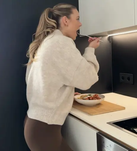 Image 4586260 from Emilia BTE