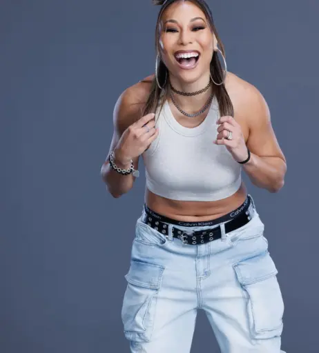 Image 4589415 from Mia Yim