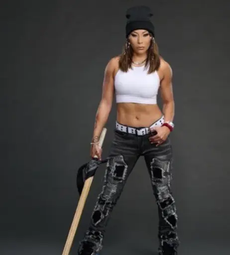 Image 4589436 from Mia Yim