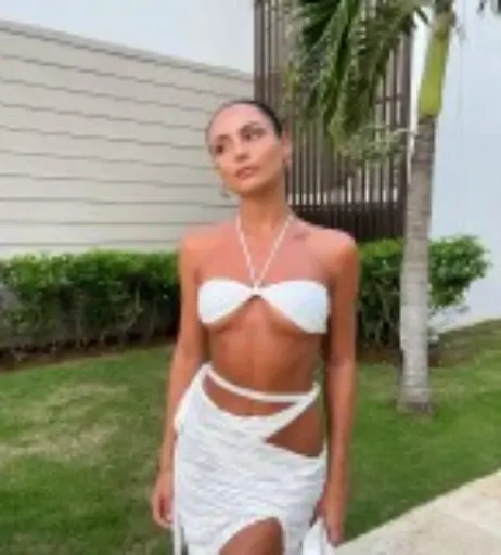 Image 4589305 from Leah Taylor | Best known: Love Island