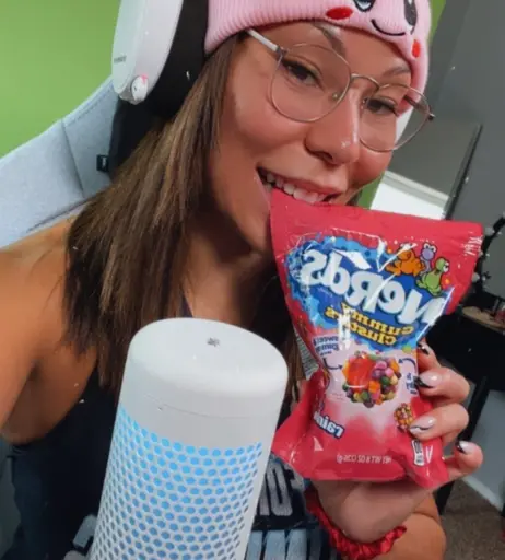 Image 4589262 from Mia Yim