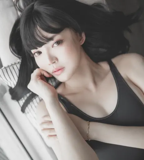 Image 4542170 from Ying Tze